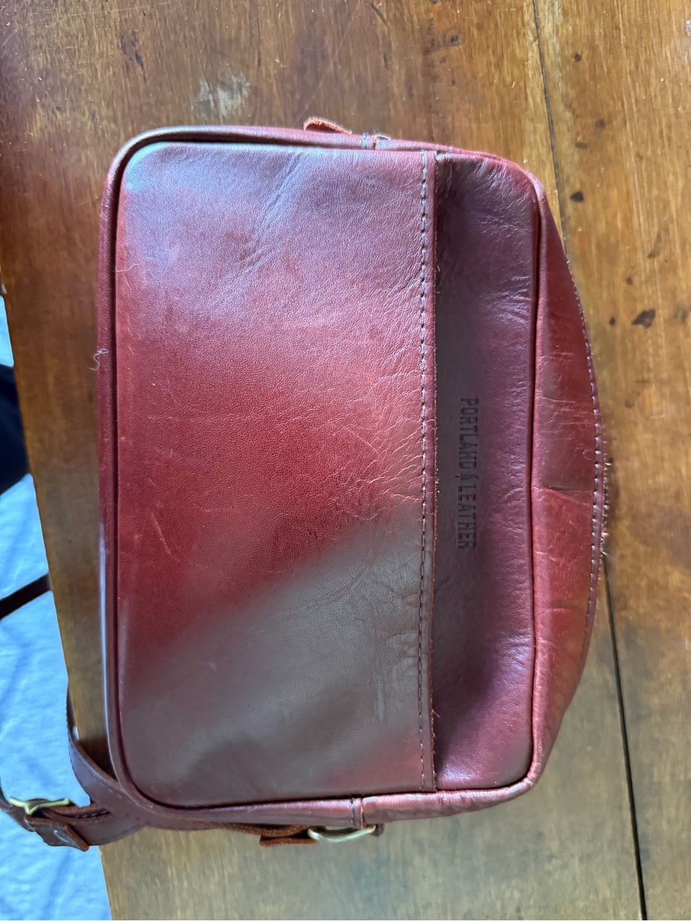 Portland Leather cognac Leather Crossbody Bag camera bag